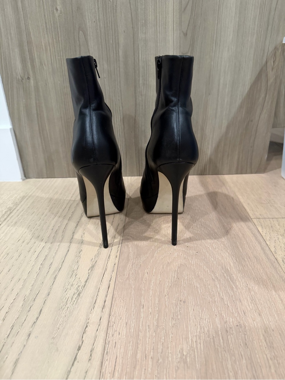 Leather booties - Picture 6 of 8